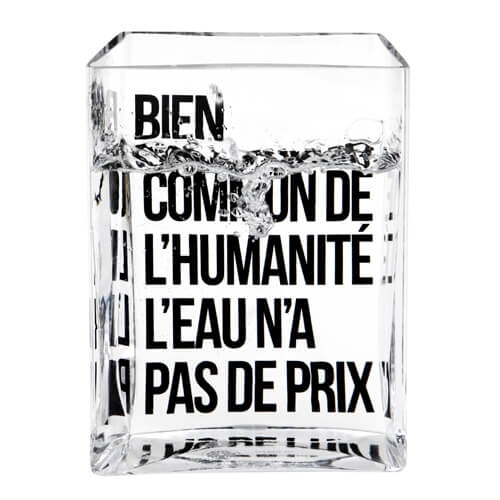 Philippe Starck supports Danielle Mitterrand Foundation and creates the Lame d’Eau - 